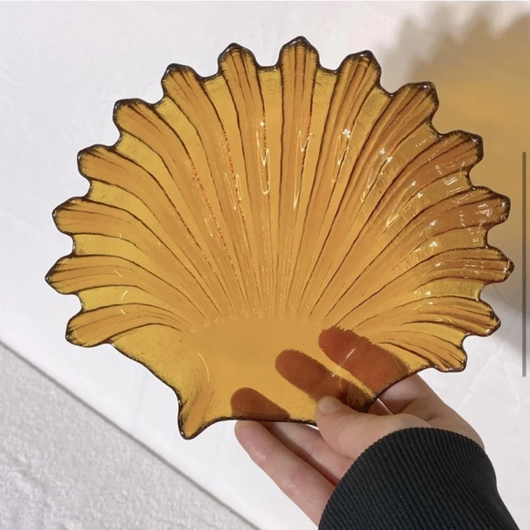 Vintage MCM  Amber Glass Shell Dishes x2 - Picture 5 of 10